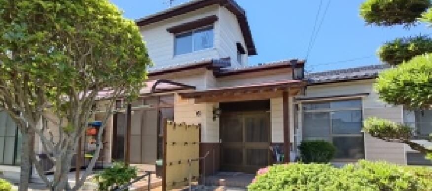 写真：コスモスの施設の外観