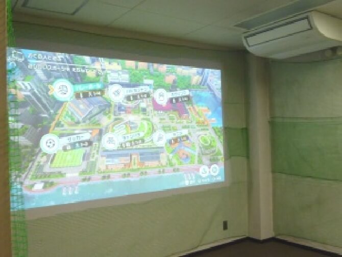 写真：サクラのデジタルスポーツルーム・視聴覚ルーム